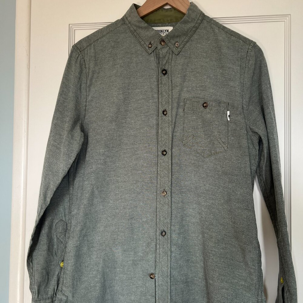 Brooklyn Industries Green Button Down Longsleeve Shirt